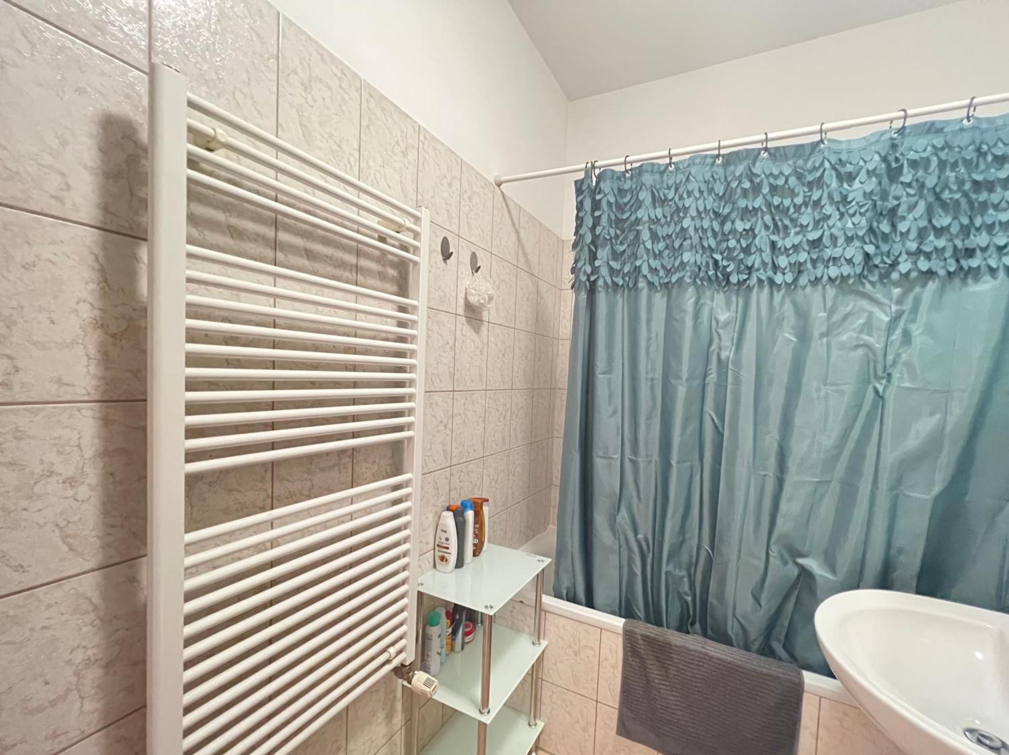 Acacia Aparhotel-Near New York Cafe ブダペスト エクステリア 写真